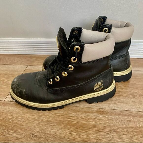 Timberland Classic Black Leather Waterproof Boots Womens Size 4.5 - Picture 3 of 9